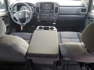 2022 Nissan Titan SV with VIN 1N6AA1EC1NN107060, listed as a Copart auction lot 86410174 with 6,899 mi miles and Clean title. Bid and sale history available at DreamBid. Image 8.