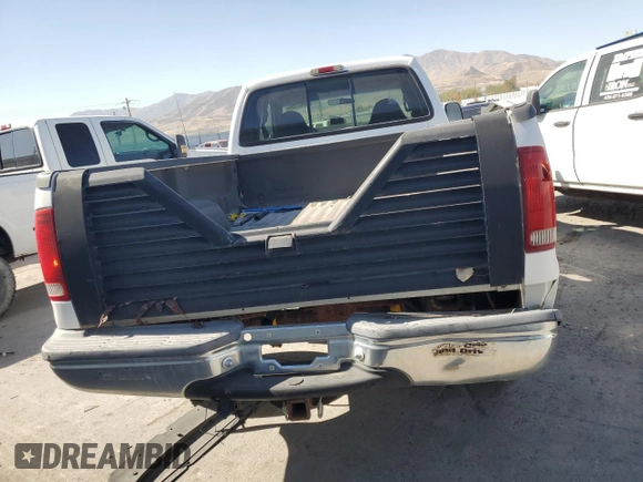 1999 Ford F-250 XL with VIN 1FTNX21S2XEC45408, listed as a Copart auction lot 74401994 with 159,716 mi miles and Clean title. Bid and sale history available at DreamBid. Image 6.