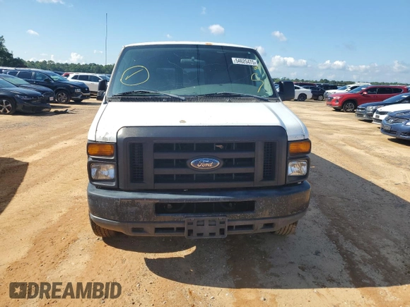 2008 Ford Econoline Cargo z VIN 1FTSS34S28DB56240, wystawiony jako Copart lot #54625475 z przebiegiem 149 121 mil mil oraz Czysty tytuł • Clean title. Historia ofert i sprzedaży dostępna na DreamBid. Obrazek 5.
