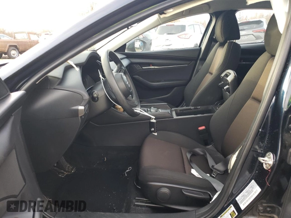 2022 Mazda 3 S z VIN JM1BPAAL1N1506795, wystawiony jako Copart lot #82496954 z przebiegiem 18 693 mil mil oraz Szkoda całkowita • Salvage title. Historia ofert i sprzedaży dostępna na DreamBid. Obrazek 7.