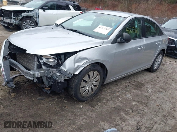 2014 Chevrolet Cruze LS with VIN 1G1PA5SG6E7275673, listed as a IAAI auction lot 41817767 with 121,250 mi miles and . Bid and sale history available at DreamBid. Image 17.