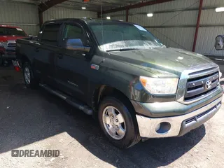 2011 Toyota Tundra z VIN 5TFDY5F1XBX163353, wystawiony jako IAAI lot #42099219 z przebiegiem 185 554 mil mil oraz . Historia ofert i sprzedaży dostępna na DreamBid. Obrazek 1.