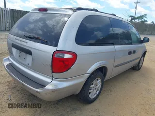 2004 Dodge Caravan SE z VIN 1D8GP24R34B500549, wystawiony jako IAAI lot #42546489 z przebiegiem 159 061 mil mil oraz . Historia ofert i sprzedaży dostępna na DreamBid. Obrazek 4.