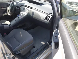 2014 Toyota Prius with VIN JTDKN3DP0E3057534, listed as a IAAI auction lot 42311962 with 109,737 mi miles and . Bid and sale history available at DreamBid. Image 5.