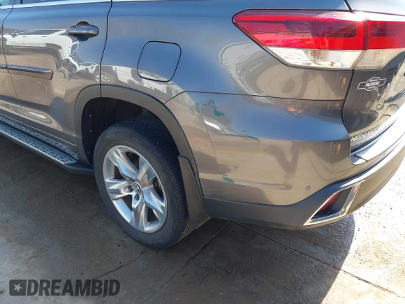 2018 Toyota Highlander Hybrid Limited with VIN 5TDDGRFHXJS043578, listed as a IAAI auction lot 41748700 with 25,937 mi miles and . Bid and sale history available at DreamBid. Image 19.