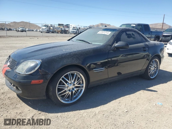 1998 Mercedes-Benz SLK-Class with VIN WDBKK47F8WF031084, listed as a Copart auction lot 67831314 with 128,982 mi miles and Clean Title. Bid and sale history available at carsss.com. Image 1.