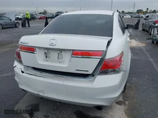 2012 Honda Accord Sdn SE with VIN 1HGCP2F67CA135606, listed as a IAAI auction lot 41788521 with 150,500 mi miles. Bid and sale history available at carsss.com. Image 17.