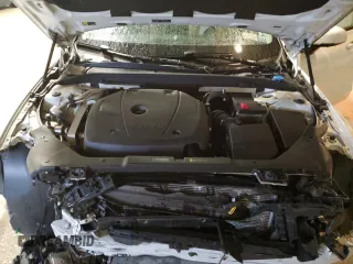 2020 Volvo V60 z VIN YV4102WKXL1031888, wystawiony jako Copart lot #47873925 z przebiegiem 59 799 mil mil oraz Szkody całkowita. Historia ofert i sprzedaży dostępna na DreamBid. Obrazek 11.