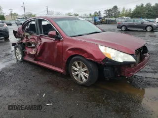 2011 Subaru Legacy Premium z VIN 4S3BMBC62B3239835, wystawiony jako Copart lot #55511365 z przebiegiem 212 413 mil mil oraz Szkoda całkowita • Salvage title. Historia ofert i sprzedaży dostępna na DreamBid. Obrazek 4.