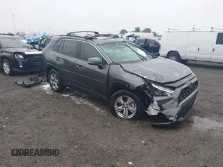 2023 Toyota RAV4 XLE с VIN 2T3P1RFV6PC373831, выставлен на аукционе IAAI как лот 42224559 с пробегом 15 547 миль миль и . История ставок и продаж доступна на DreamBid. Изображение 1.