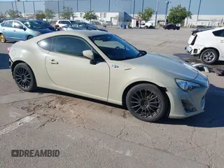 2016 Scion FR-S z VIN JF1ZNAA1XG9706085, wystawiony jako IAAI lot #41877470 z przebiegiem 97 908 mil mil oraz . Historia ofert i sprzedaży dostępna na DreamBid. Obrazek 1.