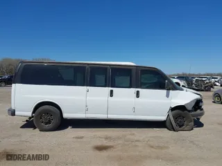 2014 Chevrolet Express Passenger LT with VIN 1GAZG1FG6E1181922, listed as a IAAI auction lot 41807855 with 42,907 mi miles. Bid and sale history available at carsss.com. Image 13.