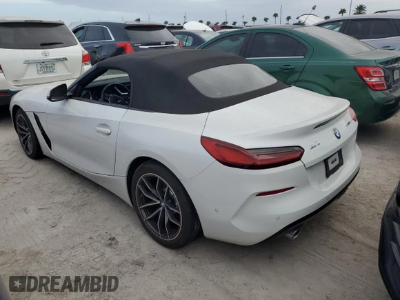 2019 BMW Z4 sDrive30i with VIN WBAHF3C5XKWW28607, listed as a Copart auction lot 76541334 with 0 mi miles and Non Repairable. Bid and sale history available at carsss.com. Image 2.