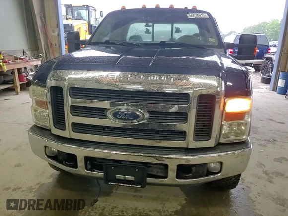 2008 Ford F-250 XL z VIN 1FTSX21R78EB74112, wystawiony jako Copart lot #56828015 z przebiegiem 157 138 mil mil oraz Szkoda całkowita • Salvage title. Historia ofert i sprzedaży dostępna na DreamBid. Obrazek 13.