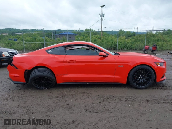 2015 Ford Mustang GT z VIN 1FA6P8CF2F5380934, wystawiony jako IAAI lot #42371355 z przebiegiem 26 680 mil mil oraz . Historia ofert i sprzedaży dostępna na DreamBid. Obrazek 13.