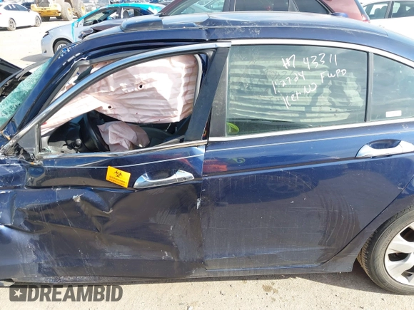 2008 Honda Accord EX-L z VIN 1HGCP36808A071889, wystawiony jako IAAI lot #41046242 z przebiegiem Nie podano mil oraz . Historia ofert i sprzedaży dostępna na DreamBid. Obrazek 13.