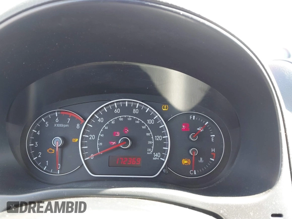 2009 Suzuki SX4 Man Touring Pkg AWD with VIN JS2YB417496201691, listed as a IAAI auction lot 41741746 with 172,369 mi miles. Bid and sale history available at carsss.com. Image 7.