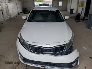 2013 Kia Optima EX z VIN KNAGM4AD4D5045301, wystawiony jako Copart lot #56340635 z przebiegiem 136 550 mil mil oraz Szkoda całkowita • Salvage title. Historia ofert i sprzedaży dostępna na DreamBid. Obrazek 5.