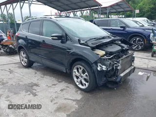2013 Ford Escape Titanium с VIN 1FMCU9J97DUD47340, выставлен на аукционе IAAI как лот 42353621 с пробегом 87 016 миль миль и . История ставок и продаж доступна на DreamBid. Изображение 1.