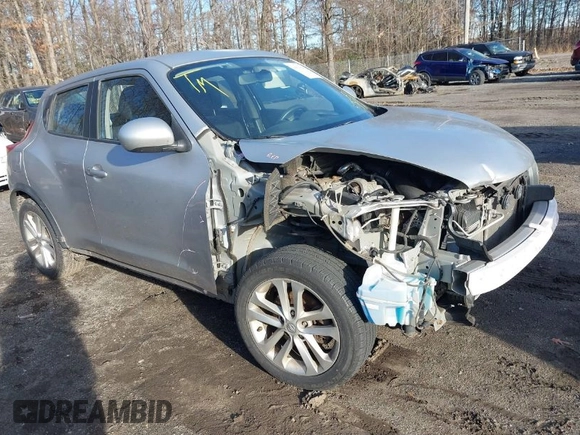 2011 Nissan Juke SL with VIN JN8AF5MV8BT023392, listed as a IAAI auction lot 40936252 with 1 mi miles. Bid and sale history available at carsss.com. Image 1.