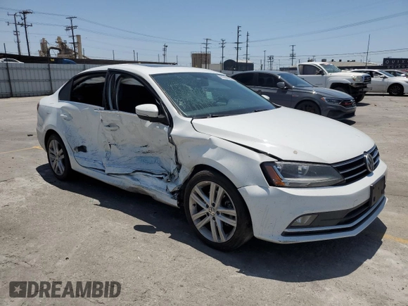 2017 Volkswagen Jetta SEL с VIN 3VWL17AJ0HM375063, выставлен на аукционе Copart как лот 61608925 с пробегом 181 108 миль миль и Списание • Salvage title. История ставок и продаж доступна на DreamBid. Изображение 4.