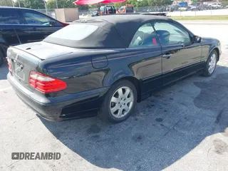 2003 Mercedes-Benz CLK 3.2L with VIN WDBLK65G33T133403, listed as a IAAI auction lot 41297349 with Not Provided miles. Bid and sale history available at carsss.com. Image 4.