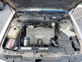1998 Oldsmobile 88 LS z VIN 1G3HN52K0W4857890, wystawiony jako Copart lot #56019374 z przebiegiem 170 105 mil mil oraz Szkody całkowita. Historia ofert i sprzedaży dostępna na DreamBid. Obrazek 7.