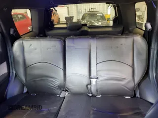 2010 Mercury Mariner Premier z VIN 4M2CN9HG8AKJ09441, wystawiony jako Copart lot #60267415 z przebiegiem 152 908 mil mil oraz Nie do naprawy • Non repairable. Historia ofert i sprzedaży dostępna na DreamBid. Obrazek 10.