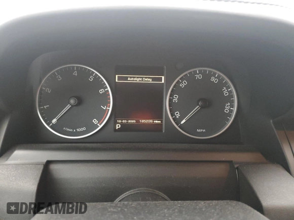 2016 Land Rover LR4 HSE Lux with VIN SALAK2V69GA829847, listed as a Copart auction lot 48519875 with 185,226 mi miles and Salvage title. Bid and sale history available at DreamBid. Image 9.