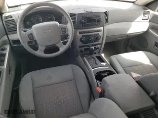 2005 Jeep Grand Cherokee Laredo with VIN 1J4HR48N55C600173, listed as a Copart auction lot 49164965 with 84,100 mi miles and Salvage Title. Bid and sale history available at carsss.com. Image 8.