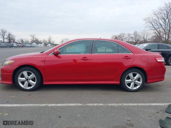 2011 Toyota Camry LE with VIN 4T1BF3EKXBU660606, listed as a IAAI auction lot 41880040 with 133,732 mi miles. Bid and sale history available at carsss.com. Image 14.