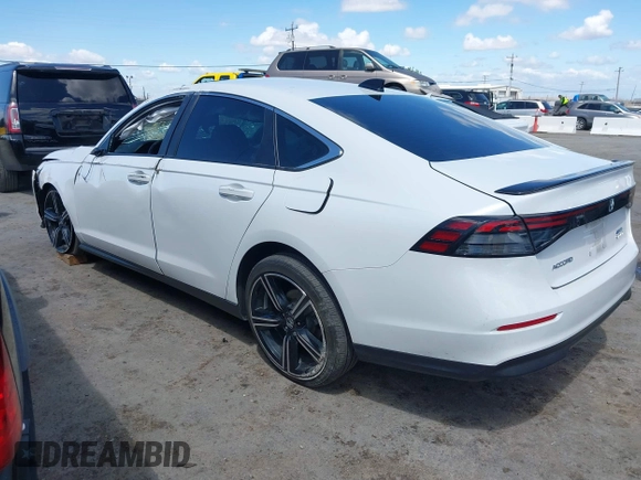 2023 Honda Accord Sport z VIN 1HGCY2F51PA030635, wystawiony jako IAAI lot #42247506 z przebiegiem 31 525 mil mil oraz . Historia ofert i sprzedaży dostępna na DreamBid. Obrazek 3.