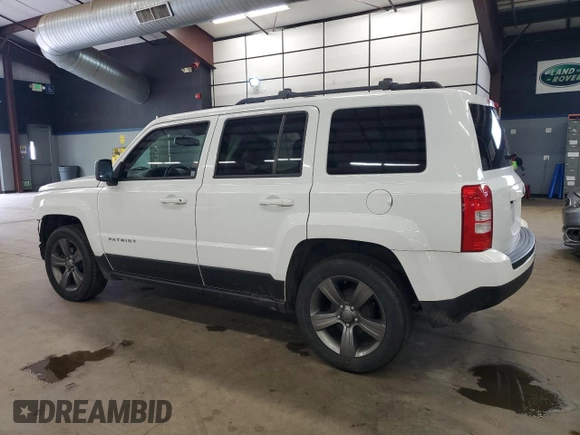 2015 Jeep Patriot High Altitude z VIN 1C4NJPFA0FD157556, wystawiony jako Copart lot #55453425 z przebiegiem 97 409 mil mil oraz Szkoda całkowita • Salvage title. Historia ofert i sprzedaży dostępna na DreamBid. Obrazek 2.