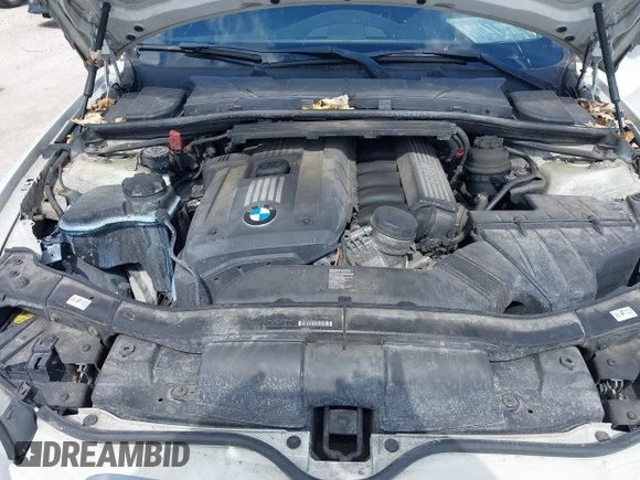 2013 BMW 3 Series 328i xDrive with VIN WBAKF3C52DJ385588, listed as a IAAI auction lot 41892255 with 150,061 mi miles. Bid and sale history available at carsss.com. Image 10.