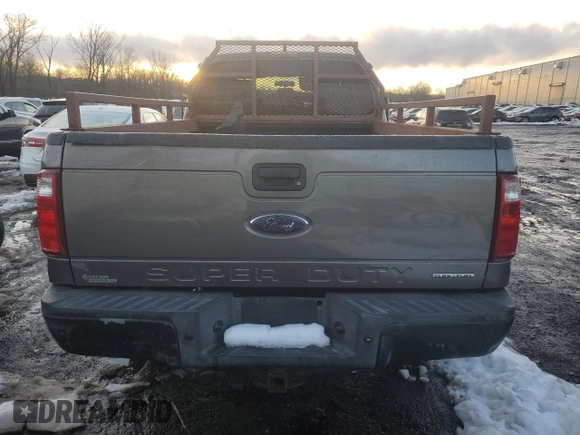 2013 Ford F-250 XL with VIN 1FT7X2B67DEB89309, listed as a Copart auction lot 44760905 with 269,587 mi miles and Salvage Title. Bid and sale history available at DreamBid. Image 6.