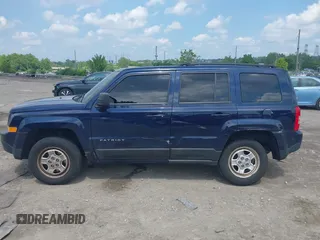2016 Jeep Patriot Sport with VIN 1C4NJRBB7GD782208, listed as a IAAI auction lot 42389941 with 146,620 mi miles and . Bid and sale history available at DreamBid. Image 14.