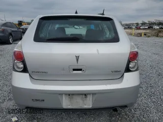 2009 Pontiac Vibe w/1SB with VIN 5Y2SP670X9Z422010, listed as a Copart auction lot 88146195 with 286,887 mi miles and Clean Title. Bid and sale history available at carsss.com. Image 6.