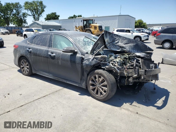 2016 Kia Optima LX z VIN 5XXGT4L33GG070751, wystawiony jako Copart lot #55944535 z przebiegiem 191 694 mil mil oraz Szkoda całkowita • Salvage title. Historia ofert i sprzedaży dostępna na DreamBid. Obrazek 4.