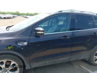 2013 Ford Escape Titanium с VIN 1FMCU9J9XDUC68731, выставлен на аукционе IAAI как лот 42285070 с пробегом 106 493 миль миль и . История ставок и продаж доступна на DreamBid. Изображение 14.