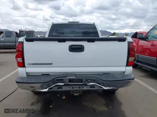 2006 Chevrolet Silverado 1500 LT1 with VIN 2GCEC19V861124371, listed as a IAAI auction lot 41776154 with 222,653 mi miles. Bid and sale history available at carsss.com. Image 16.