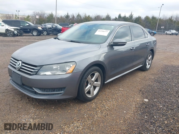 2012 Volkswagen Passat SE с VIN 1VWBH7A3XCC054344, выставлен на аукционе IAAI как лот 41290377 с пробегом 195 009 миль миль и . История ставок и продаж доступна на DreamBid. Изображение 2.