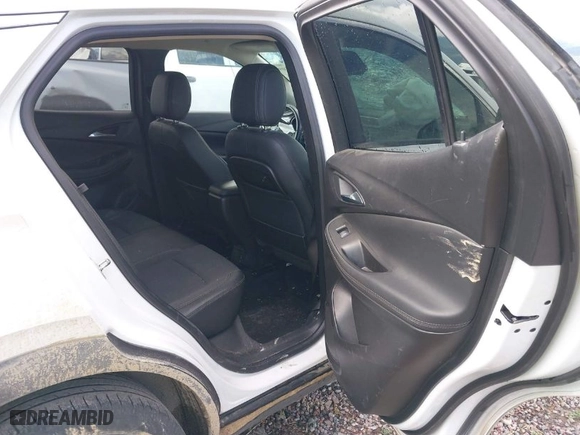 2021 Buick Encore GX Preferred with VIN KL4MMBS22MB156917, listed as a IAAI auction lot 39769509 with 89,656 mi miles. Bid and sale history available at carsss.com. Image 8.