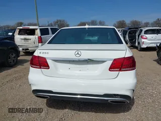 2014 Mercedes-Benz E-Class E 350 Sport with VIN WDDHF5KB6EA900342, listed as a IAAI auction lot 41697608 with 157,330 mi miles. Bid and sale history available at carsss.com. Image 16.
