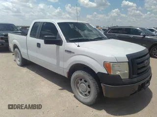 2010 Ford F-150 XL with VIN 1FTEX1CW6AFB42391, listed as a IAAI auction lot 36584648 with 274,503 mi miles. Bid and sale history available at carsss.com. Image 1.