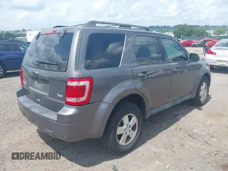 2012 Ford Escape XLT z VIN 1FMCU0DG3CKC74435, wystawiony jako IAAI lot #42725162 z przebiegiem Nie podano mil oraz . Historia ofert i sprzedaży dostępna na DreamBid. Obrazek 4.