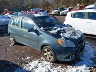 2011 Chevrolet Aveo 2LT z VIN KL1TG6DE9BB137504, wystawiony jako IAAI lot #41182381 z przebiegiem 146 232 mil mil oraz . Historia ofert i sprzedaży dostępna na DreamBid. Obrazek 1.