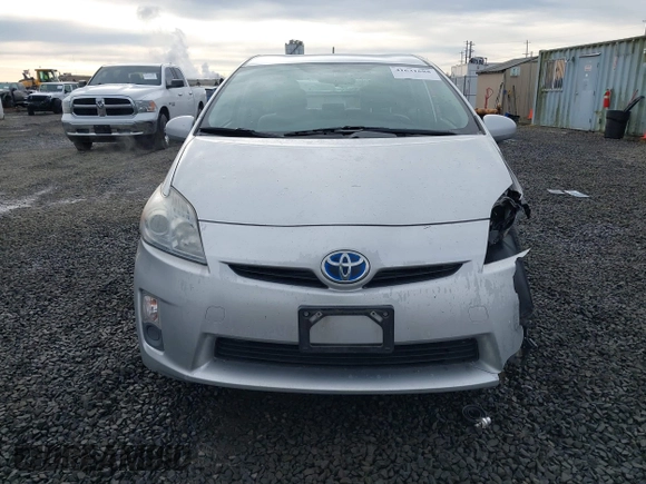 2011 Toyota Prius I z VIN JTDKN3DU6B0321701, wystawiony jako IAAI lot #41631688 z przebiegiem 127 987 mil mil oraz . Historia ofert i sprzedaży dostępna na DreamBid. Obrazek 13.