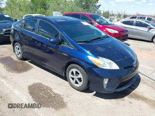 2014 Toyota Prius Four with VIN JTDKN3DU2E1749084, listed as a IAAI auction lot 42647431 with 413,304 mi miles and . Bid and sale history available at DreamBid. Image 1.