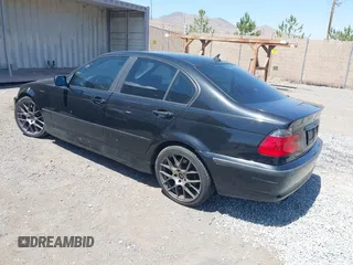 2002 BMW 3 Series 325i с VIN WBAEV33492KL69077, выставлен на аукционе IAAI как лот 42472256 с пробегом 109 788 миль миль и . История ставок и продаж доступна на DreamBid. Изображение 3.