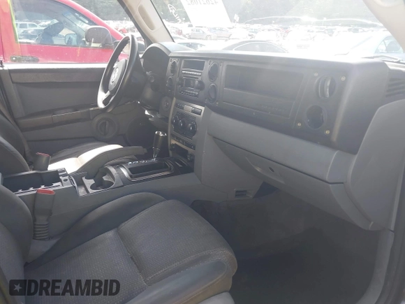 2007 Jeep Commander Sport с VIN 1J8HG48K07C630369, выставлен на аукционе IAAI как лот 42621082 с пробегом 249 852 миль миль и . История ставок и продаж доступна на DreamBid. Изображение 5.